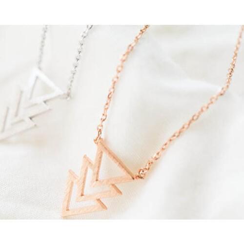 Fashion superposition of three triangles pendant necklace