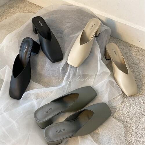 2022 Women Slipper Fashion Shallow Slip On Mules Shoes Square Low Heel Outdoor Casual Sandal Shoes Ladies Square Toe Flip Flops