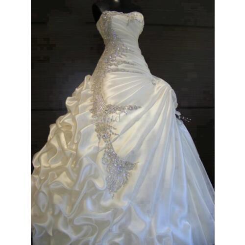 Best Selling 2020 Wedding Dresses with Rhinestones Slight Sweetheart Blush Train Ruffled Fold Pleat Lace up Sexy Bridal Dress