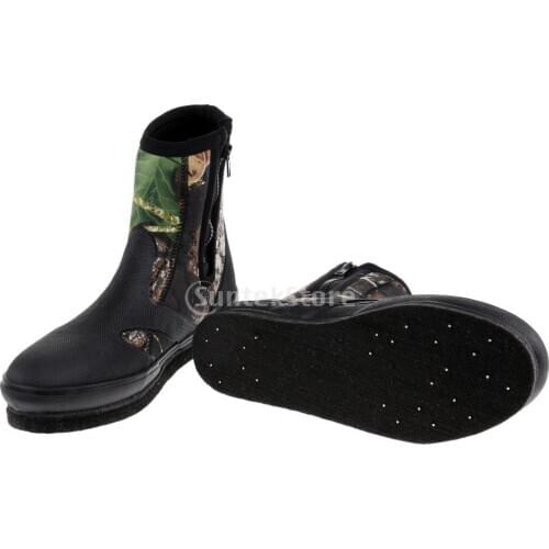 Anti-Slip Outdoor Fishing Boots Shoes River Tracing Shoes Scuba Dive Diving Warm Boots Nails Spikes Camouflage
