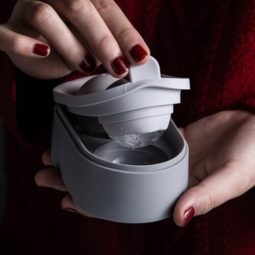 Ice Ball Maker Double Ball Household Frozen Ice Cube Artifact Household Silicone Ice Tray Whiskey Ice Ball Mold