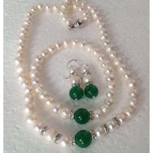 Natural white Akoya Pearl/Green Jade Necklace Bracelet earrings Set