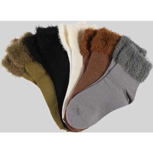 DONG AI 5 Pairs Autumn Winter Cozy Cotton Socks New Japanese Sweet Wind Color Thick Feather Yarn Tube Socks Female Socks