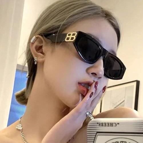 Triangle Cat Eye 2021 New Womens Sunglasses Mens Trendy Classic Fishing Party Eyeglass Outdoor Fashion Lady UV400 Shadow