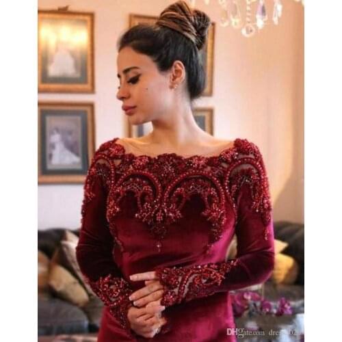 2020 Arabic Dubai Burgundy Velvet Evening Dress with Beaded Collar Long Sleeves Formal Holiday Wear Prom Party Gown платье