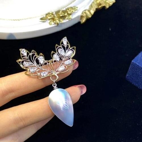 Luxury Gold Leaf Design Mabe Brooch Fashion Natural Waterdrop Mabe Breastpin Jewelry Gifts Beautiful Breast Pin Presents