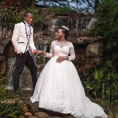 Vintage 2022 african Ball Gown Wedding Dresses Lace Appliques Long Sleeve Cheap Sexy ball gown Plus Size Wedding Bridal Dress