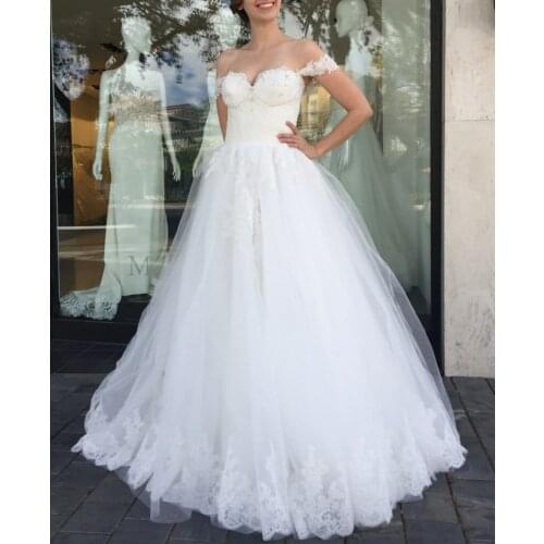 Vintage Long Lace Off Shoulder Wedding Dresses Ivory Corset Back Tulle Robes De Mariée Bridal Gown For Women