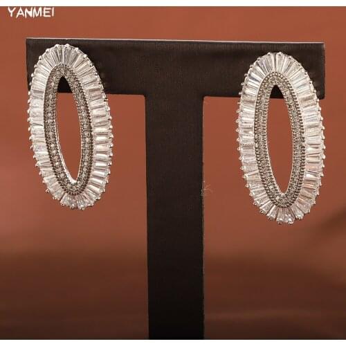 Oval Super Shiny Earrings Huge Hollow White Stud Earrings for Women Luxury Wedding Bridal Jewelry Luxury Banquet Accessories