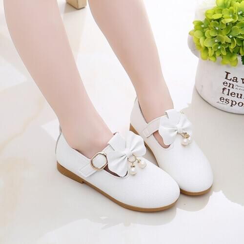2021 the student leather shoes single-shoe bean shoes sandals female small middle school boys princess shoes lightweight