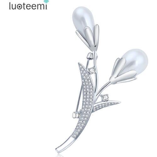 LUOTEEMI Newest Fashion Jewelry Vintage White Gold-Color Flower Brooch Pins for Woman Simulated Pearl CZ Crystal Brooches Gifts