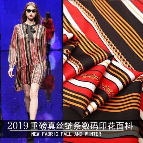 Fashion Heavy Silk Chain Design Fabrics European and American Show High-definition Digital Printing Clothing Fabrics