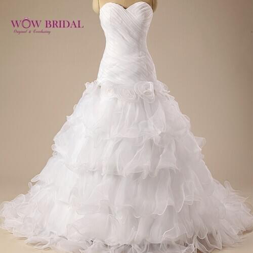 Wowbridal Elegant White Wedding Dress 2021 Strapless Sweetheart Lace Up Open Back Organza Mermaid Tiered Ruffles Bridal Dress