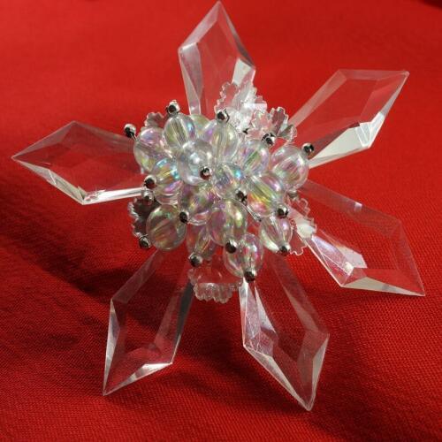 Acrylic flower napkin ring, beaded wedding napkin holder