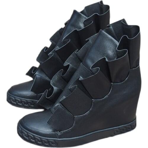 Black Leather Scollop Booties Height Inrease Manufacturer Leather Women Shoes Round Toe 2021 New Arrivals Casual Women Shoes