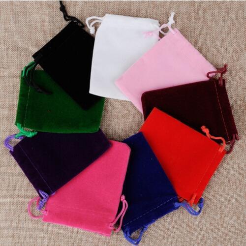 10pcs 7x9 /9x12cm Drawstring Velvet Jewelry Candy Pouch Christmas Wedding Party Favor Gift Bags Container Storage