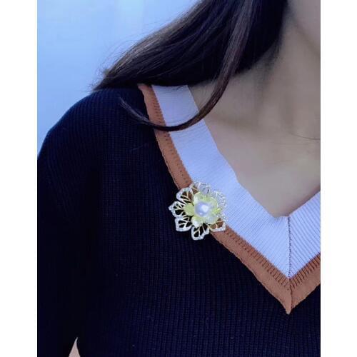 Natural fresh water pearl brooch pins flower 925 sterling silver with cubic zircon fine women jewelry free shipping