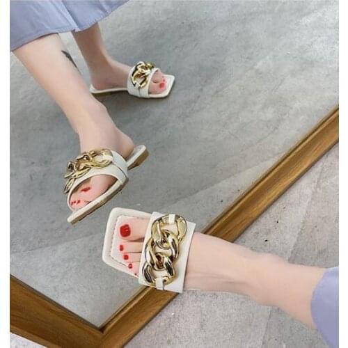 Hot Sale Women Slippers Causal Ladies Square Toe Flat Slides Fashion Metal Decoration Open Toe Beach Zapatillas Mujer Casa