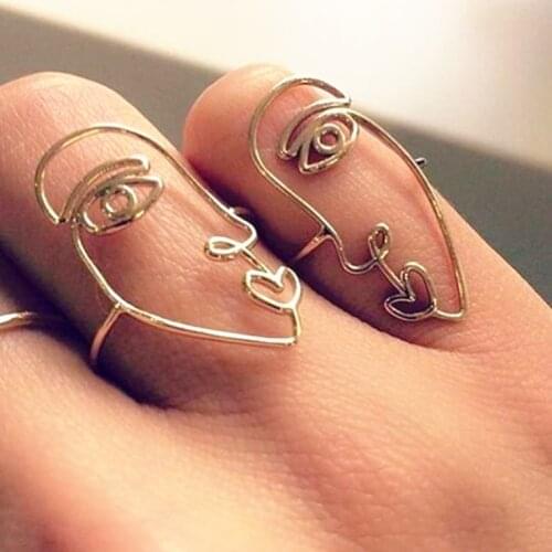 Youvanic 2pcs Cute Abstract Face Ring Gold Color Kunckle Rings Set For Women Punk Minimalist Couple Ring Bague Fashion Jewelry