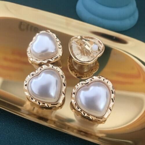 Imitation Pearls Heart Earrings Retro Hammered Alloy Oriental Female Earring Jewelry