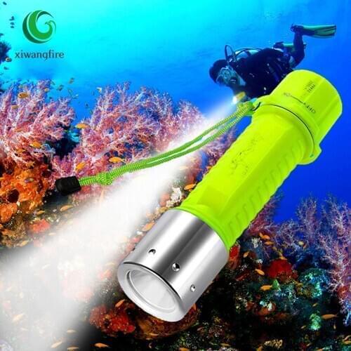 Portable High Lumen Diving Flashlight CREE XM-L2 Underwater Diving Light Strong Waterproof Outdoor 3 Modes Use 18650 Battery