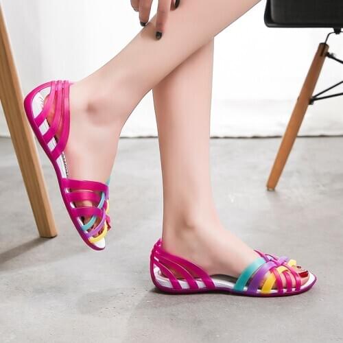 Women outdoor Sandals Water Shoes Breathable Beach Flat Summer Travel Sneakers Lightweight Slip On Aqua Sport Shoes Zapatillas