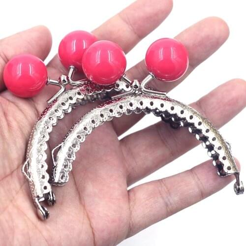 30PCS 8.5cm Ruffled Arch Purse Frames Kiss Clasps Clutch Buckle Handbag Handle Fuchsia Ball Luggage Crafts Hardware Accessories