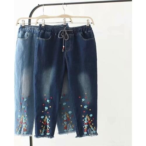 2021 New Fashion Embroidered Jeans Women Spring Summer Denim Seven Pants Plus Size Elastic Waist Light Blue Stretch Jeans KW1097