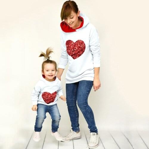2021 New Popular Sequin Heart-Shaped Hooded Sweater Long Dress Custom Black And White Mother Daughter Coat 2-5Years old