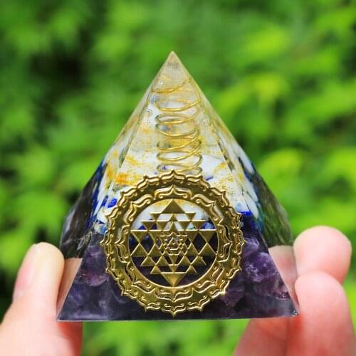 2021 Reiki Orgone Pyramid Energy Generator Seven Chakra Meditation Yoga Development Amethyst Emf Shield Pyramid yoga jewelry