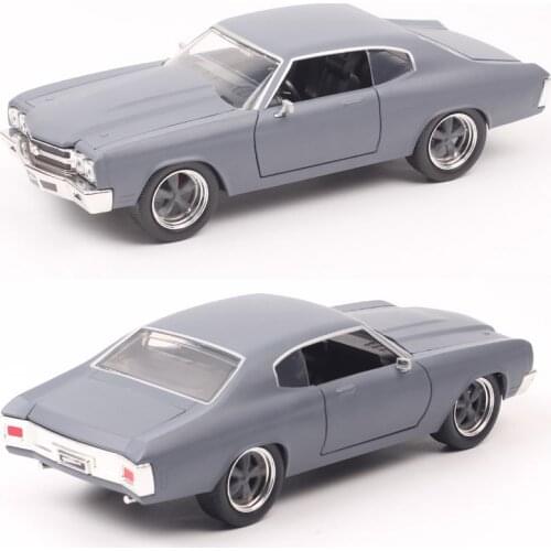 Childrens Jada 1:24 Scale Classics 1970 Chevrolet Chevelle SS Diecast Chevy Muscle Car Model Metal Auto Vehicle Thumbnails Boys