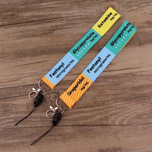 JF968 Critical Care ICU Anesthetics Cartoon Print Lanyards Key Chain Short Neck Straps Badge Holder Keyring for Doctors Nurses