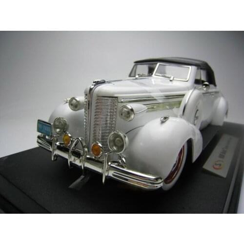 Diecast 1/18 Scale 1938 Buick Car Model Alloy Metal & Toy Vehicle Collection Collectible Souvenir Gift Display Boys Toys Show