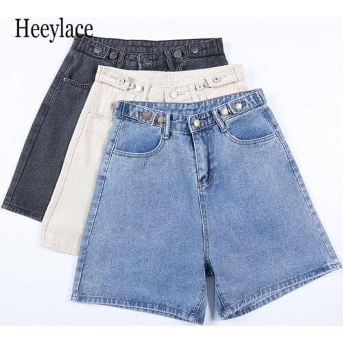 2021 New Summer Women Button Wigh Leg Jeans Shorts Casual Female High Waist Loose Fit Blue Denim Shorts