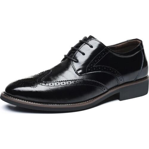 Brogue Carved Formal Business Split leather Men Dress Office Shoes Men Big Size 38-48 Brand Comfortable Gentleman Wedding Shoes
