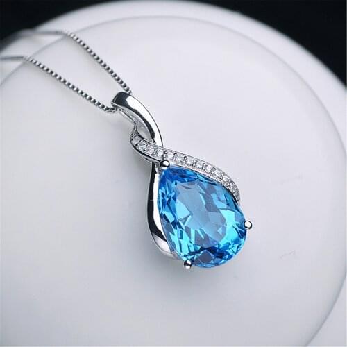 Luxury Simple Drop Shaped Crystal Pendant Fashion Exquisite Girl Inlay Zircon Necklace Charm Girl Eternal Engagement Jewelry