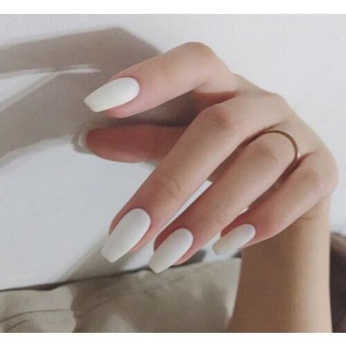 24Pcs Matte White French False Nails Short Coffin Fake Nails Full Cover Nail Art Tips Press on Nails with Glue Maincure Tools