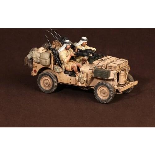 New Unassembled 1/35 ancient Crew of the commander Resin Figure Unpainted Model Kit