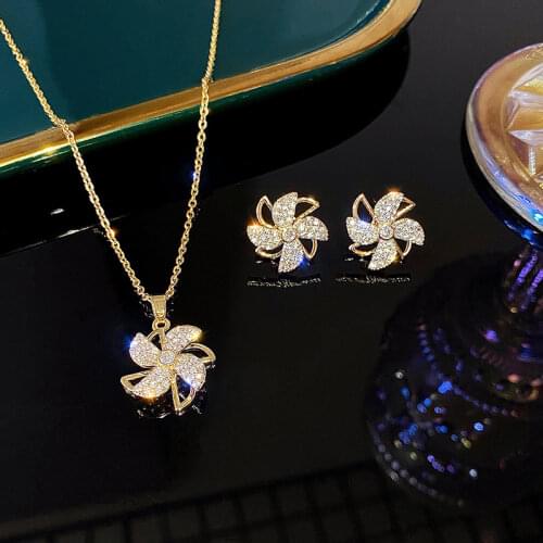 Korean Style Rotatable Windmill Pendants Necklaces For Women Luxury Design Dainty Clavicle Chain Fashion Copper Prom Accessories