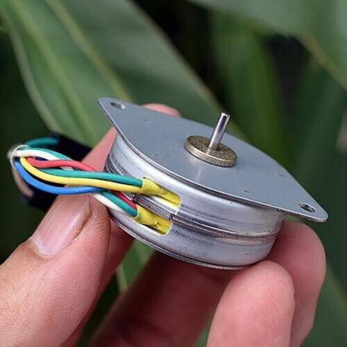 Two-phase Six-wire 35mm Permanent Magnet Stepper Motor 7.5 Degree Circular Stepper Motor with 2 Holes, Output Shaft 2 MM