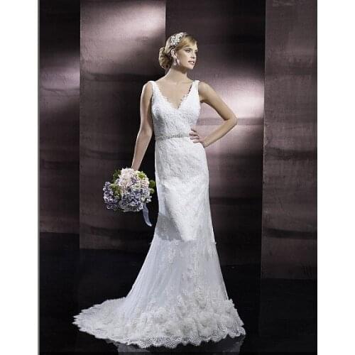 2016 New hot Lace Gracefully Gorgeous Sheath V-neck Low Back Handmade Hem Thin Beaded Embroidered Sash Bridal Gown Wedding Dress