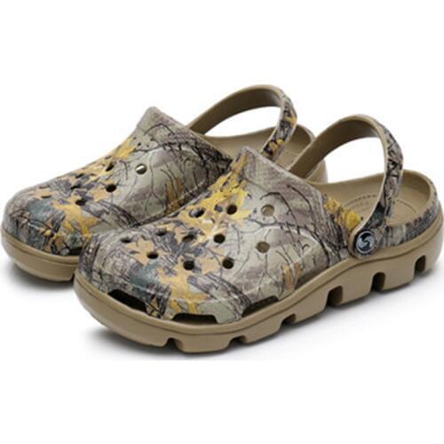 New Summer Men Mules Clogs Eva Material Special Print Beach Garden Clog Shoes Mens Family Travel Clog Shoes Slippers