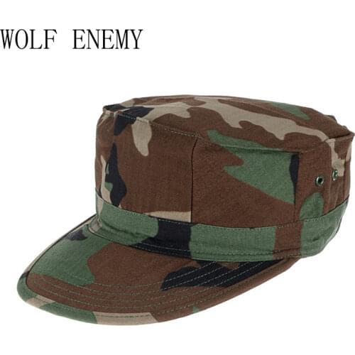 WOLF ENEMY Baseball Caps-flashlights