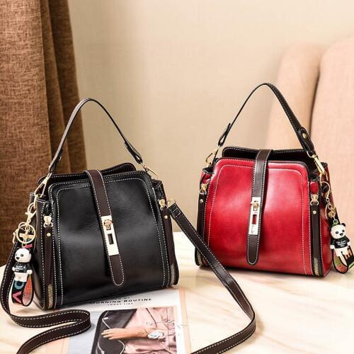 Women Handbag Leather Shoulder Bag Female Doctor Crossbody Handbag Star Pendant Tassel Rivets Casual Famous Brand Women Bags