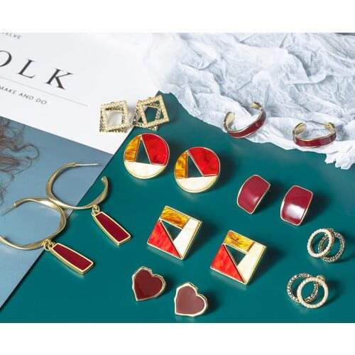 LOVR Korean Red Acrylic Earrings for Women Fashion Jewelry Vintage Geometric Metal Drop Dangle Earrings kolczyki Female Earings