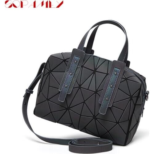 New Women Shoulder Bags Flap Luminous Handbag Fashion Geometric Casual Clutch Messenger Bag Girls Purse Crossbody Bag bolso