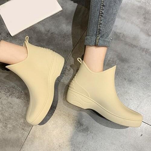 Casual new rain boots womens waterproof rubber shoes fashion outdoor non-slip shoes hot-selling comfortable all-match rain boot