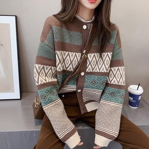 Round Neck Women Sweater Button Brown Cardigan Long Sleeves Sweater Knitted Striped Loose Top Casual Sweater Autumn Winter