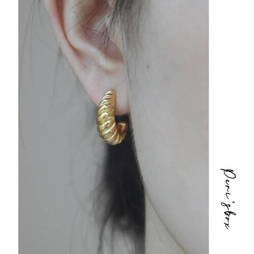 PerisBox Medium Gold Silver Color Open Twisted Hoop Earrings Pop Minimalist Statement Earrings Hoops for Women Jewelry