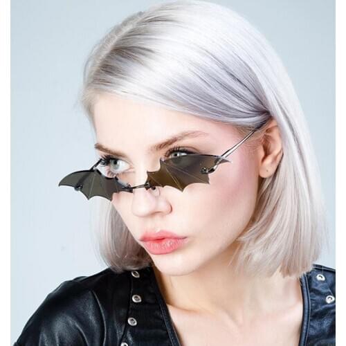 2021 New Fashion Bat Sunglasses Women Men Cat Eye High Quality Trend Model Style Luxury Party Conspicuous Gradients Sun Glasses